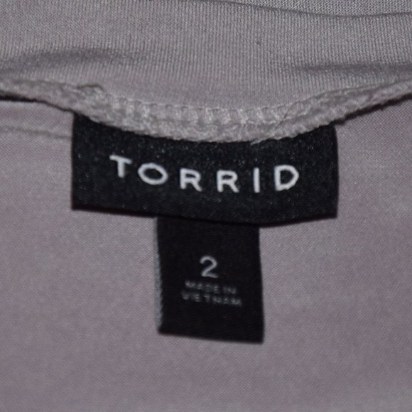 Torrid Gray Blouse size 2 - Picture 6 of 9